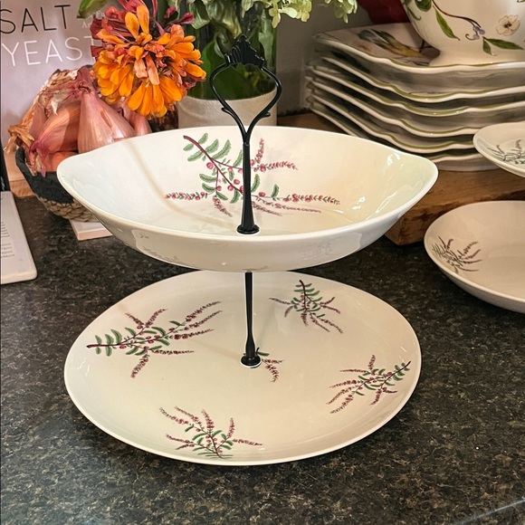 Elegant LAVENDER Floral Two-Tier Serving Stand AVA Lure by Crooksville USA - Picture 1 of 6